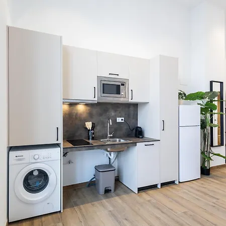Les Arts Plaza By Concept Flats Apartment