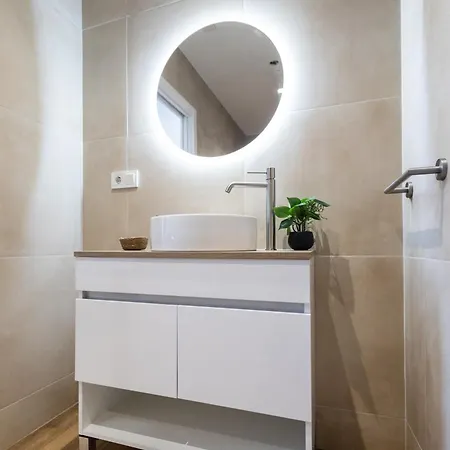 Apartment Les Arts Plaza By Concept Flats *